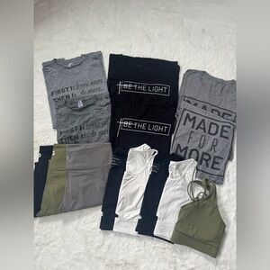 Itworks Confidence label Bunch of clothes